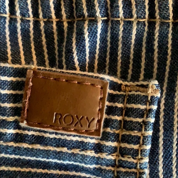 Roxy Shorts - Picture 4 of 4